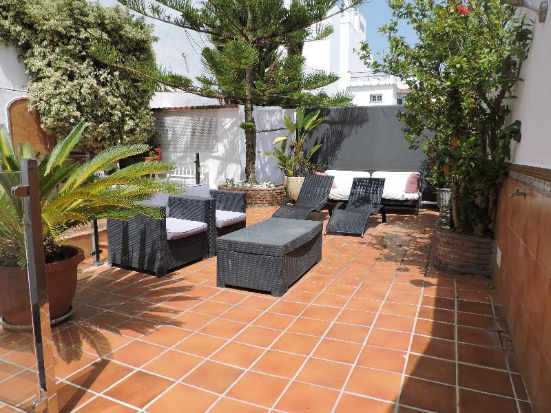 Hostal Apartamentos Abril Nerja Exterior foto